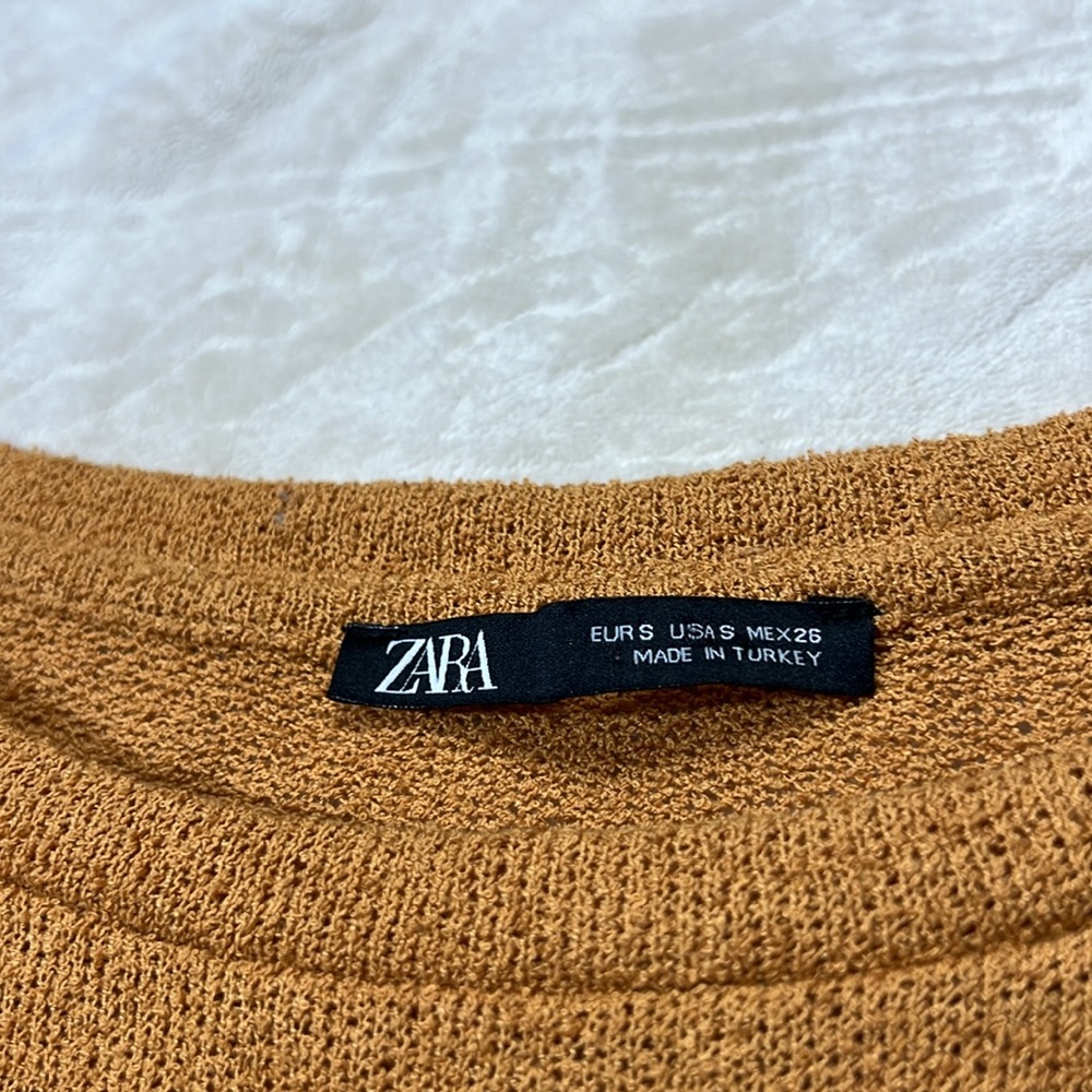 Zara Blouse - Picture 2 of 3